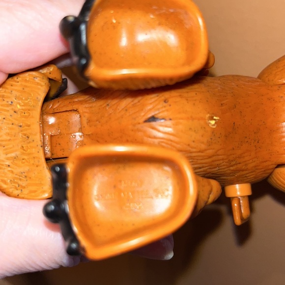 🐇 Saber Tooth Tiger walks after being winded up!  Watch the video! Mattel, Inc. - Picture 10 of 10